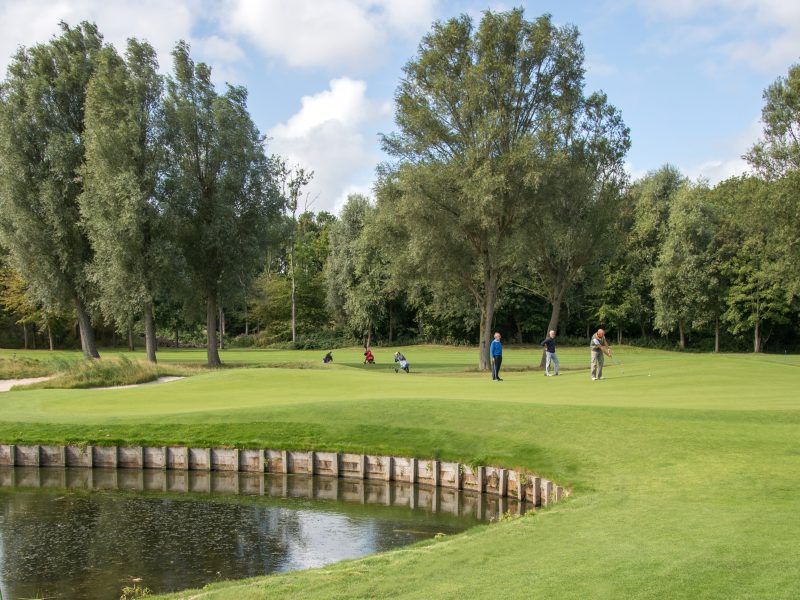 BVB Landscaping Brielle Golfbaan Kleiburg sportveld aanleg onderhoud substraat dressgrond dresszand bunkerzand