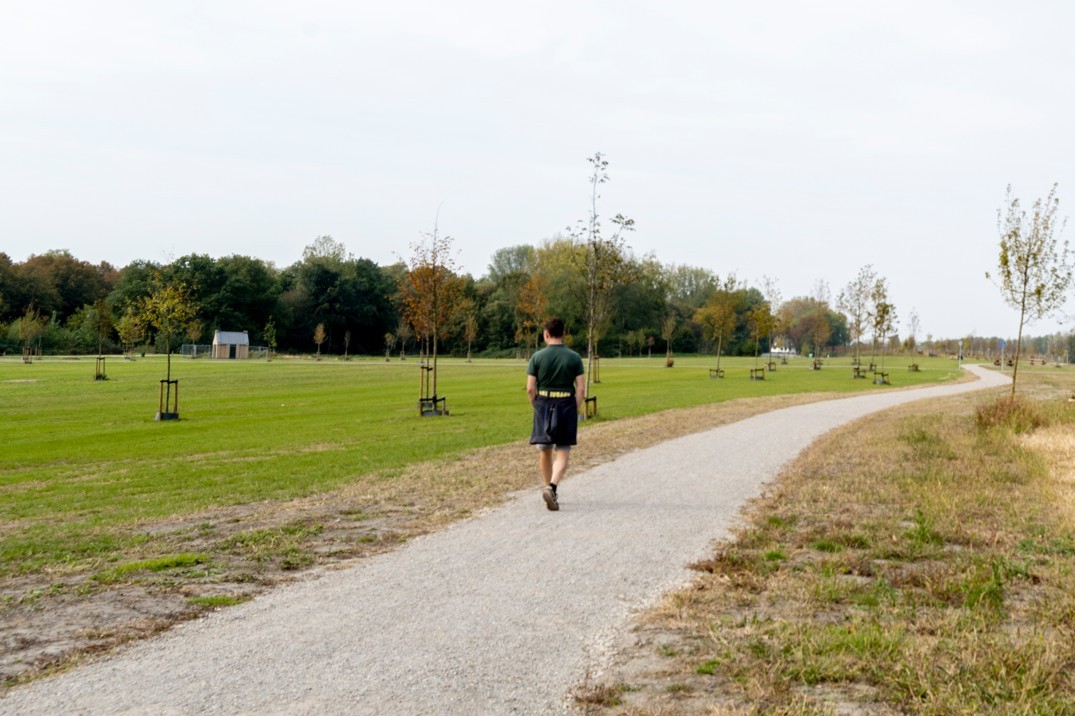 BVB Landscaping A16 tunneldak dakpark wandelaar